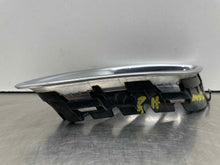 Load image into Gallery viewer, Grille  SAAB 9-3 2003 - NW98652
