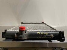 Load image into Gallery viewer, RADIATOR 320i 323i 325i 328i 1992 92 - 99 - NW131952
