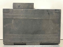 Load image into Gallery viewer, CD Autochanger S Type X Type XJ8 02 03 04 05 06 07 - 09 - NW309664
