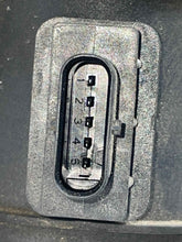 Load image into Gallery viewer, Mass Air Flow Sensor Meter MAF E350 E550 G63 C230 C250 C280 C300 05-13 - NW5319
