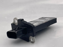 Load image into Gallery viewer, Mass Air Flow Sensor Meter MAF Crown Victoria E150 Van E250 04-14 - NW4627
