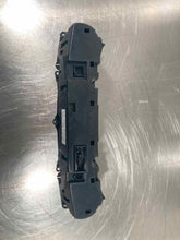 Load image into Gallery viewer, Temperature Controls  MERCEDES E-CLASS 2004 - NW100873
