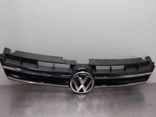 Load image into Gallery viewer, Grille Volkswagen Touareg 2014 - NW311074
