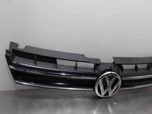 Load image into Gallery viewer, Grille Volkswagen Touareg 2014 - NW311074

