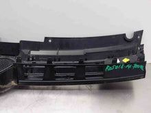 Load image into Gallery viewer, Grille Volkswagen Touareg 2014 - NW311074
