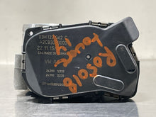 Load image into Gallery viewer, Throttle Body Volkswagen Touareg 2014 - NW311229
