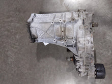 Load image into Gallery viewer, Transfer Case Volkswagen Touareg 2014 - NW311227
