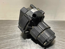 Load image into Gallery viewer, AIR INJECTION PUMP SMOG Mercedes CL500 G500 C320 ML320 98 99 00 01 02 03 04 - 06 - NW8161
