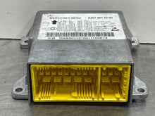 Load image into Gallery viewer, AIR BAG CONTROL MODULE COMPUTER E250 Van C250 C300 C350 C63 E250D 14-17 - NW525271
