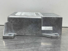 Load image into Gallery viewer, AIR BAG CONTROL MODULE COMPUTER E250 Van C250 C300 C350 C63 E250D 14-17 - NW525271
