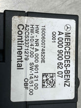 Load image into Gallery viewer, FUEL PUMP CONTROL MODULE COMPUTER B250 E250 Van CLA45 CLS400 12-20 - NW312931
