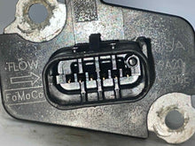 Load image into Gallery viewer, Mass Air Flow Sensor Meter MAF Crown Victoria E150 Van E250 04-14 - NW4654
