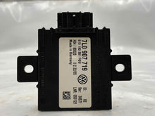 Load image into Gallery viewer, Immobilizer computer Volkswagen Touareg Cayenne 2003 03 2004 04 - NW36860
