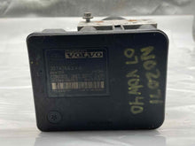 Load image into Gallery viewer, ABS PUMP Volvo V70 S70 V40 05 06 07 - NW2868
