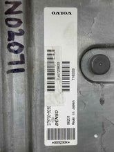 Load image into Gallery viewer, ECU ECM COMPUTER Volvo C30 V50 V40 2007 07 2008 08 2009 09 2010 10 - NW63023
