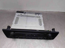 Load image into Gallery viewer, BMW X3 Z4 2005 05 2006 06 AM FM CD - NW421983
