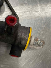 Load image into Gallery viewer, STEERING GEAR Mazda Miata MX-5 06 07 08 09 10 11 12 13 14 - NW169164
