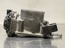 Load image into Gallery viewer, THROTTLE BODY Impreza Legacy 06 - 08 w/o turbo - NW178545
