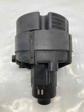 Load image into Gallery viewer, AIR INJECTION PUMP SMOG Mazda RX8 2004 04 2005 05 2006 06 2007 07 2008 08 - NW8130
