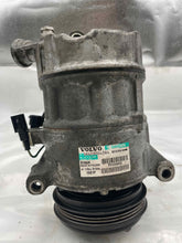 Load image into Gallery viewer, AC A/C AIR CONDITIONING COMPRESSOR Volvo S60 XC60 12 13 14 15 - NW314678
