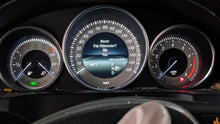 Load image into Gallery viewer, SPEEDOMETER CLUSTER E250D E300 E350 E400 E550 E63 2014 14 - NW315769
