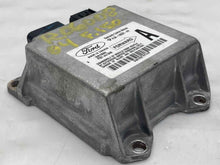 Load image into Gallery viewer, AIR BAG CONTROL MODULE COMPUTER Ford F150 Pickup 2004 04 - NW315975
