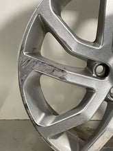Load image into Gallery viewer, Wheel Rim Land Rover LR4 2016 - NW316869
