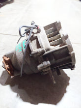 Load image into Gallery viewer, TRANSFER CASE LR4 Range Rover Sport 2014 14 2015 15 2016 16 - NW316744
