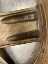 Load image into Gallery viewer, Wheel Rim Volkswagen Passat 2004 - NW483884
