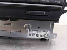Load image into Gallery viewer, RADIO BMW 128i 135i 323i 328i 335i M3 Z4 08 09 AM FM CD - NW316581
