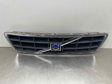 Load image into Gallery viewer, GRILL Volvo V70 S70 98 99 00 01 02 03 04 - NW98788
