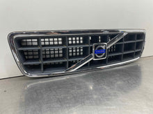 Load image into Gallery viewer, GRILL Volvo V70 S70 98 99 00 01 02 03 04 - NW98788
