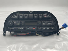 Load image into Gallery viewer, Temp Climate AC Heater Control Jaguar XK8 XJ8 XJ6 95 96 97 98 99 00 01 02 - 06 - NW100555
