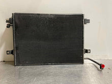 Load image into Gallery viewer, AC CONDENSOR JAGUAR XJ8 1998 99 00 01 02 03 - NW43899
