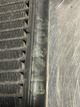 Load image into Gallery viewer, AC CONDENSOR JAGUAR XJ8 1998 99 00 01 02 03 - NW43899
