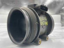 Load image into Gallery viewer, Mass Air Flow Sensor Meter MAF Vanden Pl XJ8 XJ8L XJR XK8 XKR 99-03 - NW5167
