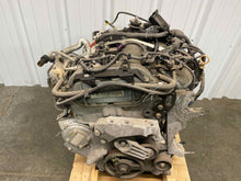 Load image into Gallery viewer, Engine Motor  SAAB 9-5 2011 - NW318069
