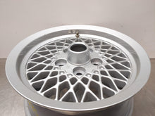 Load image into Gallery viewer, WHEEL Jaguar Xj6 Xjs 88 - 93 15&quot; Alloy Diamond Spoke - NW318131
