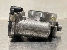 Load image into Gallery viewer, THROTTLE BODY Charger Challenger Avenegr 2011 11 3.6L - NW318751
