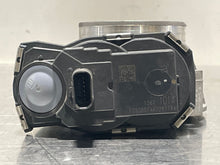 Load image into Gallery viewer, Throttle Body Cadillac XT5 2017 - NW318750
