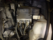 Load image into Gallery viewer, ABS Pump Toyota Avalon 2006 - NW2582
