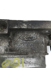 Load image into Gallery viewer, Throttle Body Lincoln Navigator 1999 - NW177605
