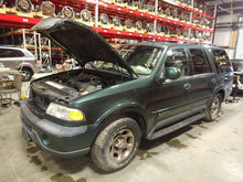 Load image into Gallery viewer, TRANSFER CASE Ford Expedition Lincoln Navigator 99 00 01 02 - NW176574
