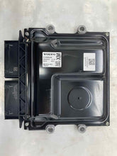 Load image into Gallery viewer, ECU ECM COMPUTER Volvo S60 S80 V60 XC60 XC70 15 16 17 18 - NW319090
