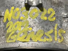 Load image into Gallery viewer, Throttle Body Hyundai Genesis 2012 - NW178025
