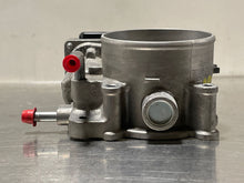 Load image into Gallery viewer, Throttle Body Hyundai Genesis 2012 - NW178025
