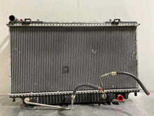 Load image into Gallery viewer, RADIATOR Pontiac G8 2008 08 2009 09 - NW131820
