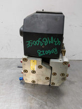 Load image into Gallery viewer, ABS PUMP MERCEDES 300D 300E 500SEL 600SEL 1990 - 95 - NW319669
