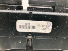Load image into Gallery viewer, Temperature Controls Ford Escape 2008 - NW492190
