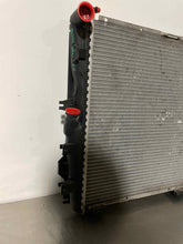 Load image into Gallery viewer, RADIATOR Mercedes 300E 1988 88 1989 89 1990 90 1991 91 - NW132448
